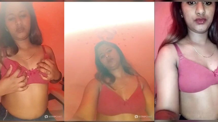 Stripchat Indian Sofi X Boobs Massage SD (2026)