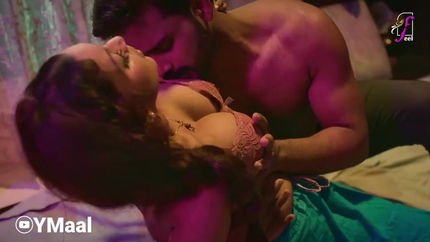 Bf Ne Sexy Gf Ko Choda Adhura. Sexy Gf Ki Chut Ki Garmi . Ullu Indian Web Series. Jee Bhar Ke Episode 1. SD (2026)