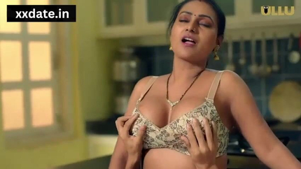 Lua Diniz, Tami Fabiana - Rohit Ne Kaamwali Aunty Ke Sath Kiya Sex - Lua Diniz SD (2026)