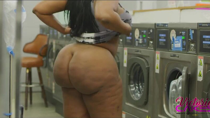 Vlctorla Laundry Ass SD (2026)