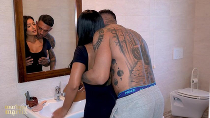 Mariana Martix Fucks Muscular Italian Stalion Big Cock In The Bath SD (2026)