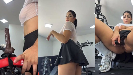 Latina In Gym Shows Cam Show SD (2026)