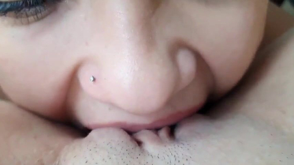 Closeup Eating Pussy Until Real Wet Orgasm SD (2026)