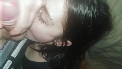 Slut Sucks And Gags On Cock SD (2026)