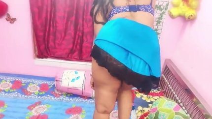 Indian Bhabhi BBW Suck My Squirt SD (2026)