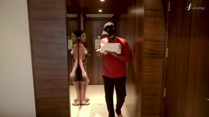 Room Service Boy Enjoyed With The Horny Lady Who Was Hungry For Sex...AF SD (2026)
