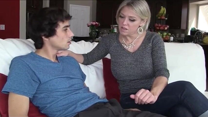 Stepson Is Leaving Home, But Stepmom Gives Her Pussy To Stay - Dee Williams SD (2026)