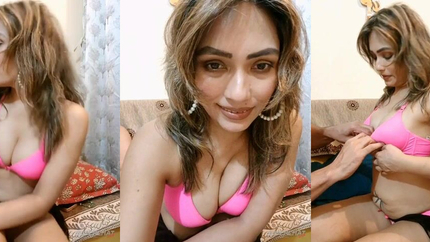 Zoya Rathore Stripchat Sexy Tease Ass Show SD (2026)