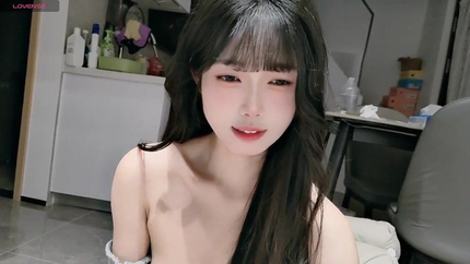 Chinese Camgirl Sansan-666 SD (2026)
