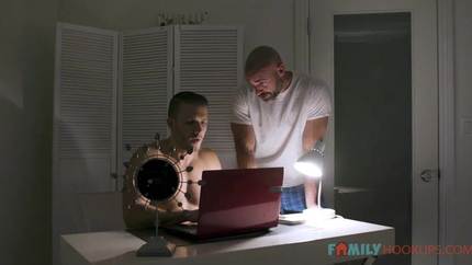 FamilyHook Ups - Avery Black & Vanna Bardot SD (2026)
