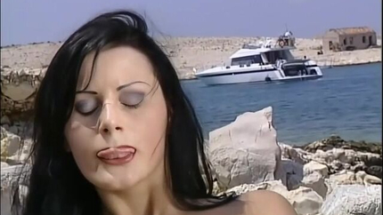 Karma Rosenberg Sperma A Go Go 1080 SD (2026)