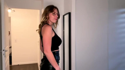 Alva Takes Control Of Her Photo Shoot SD (2026)
