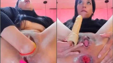 Anne_Robert - New pornstar anal rosebutt ruined with toys - Huge Dildo, Anal Fisting [SD/MPEG-4/1.49 GB]