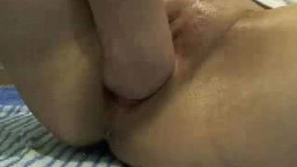 Shaved Pussy Mature Solo Fisting Very Close Cam Show - Prolapse, Stretching Gape [HD/Mp4/1000 MB]