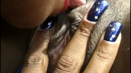 Diana Devoe, Bronze - Play With Each Other Outside - Anal Stretching, Double Penetration [SD/MPEG-4/115 MB]