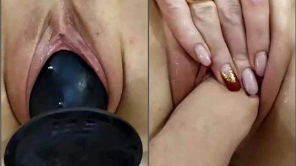 Sexy Crazy Couple Exciting Closeup Dildo, Fisting And Blowjob Sex - Anal Stretching, Double Penetration [HD/Mp4/1000 MB]