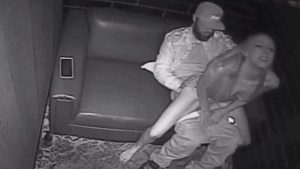 Stripper Has Sex In The VIP Room, Gives A Blowjob, And Performs A Lap Dance At A Strip Club. SD (2026)