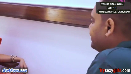 Hottest Bhabhi Ko Hotal Room Mein Bulaakar Chudai Kari Husband Ke Friend Ne SD (2026)