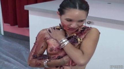 Babe With Food Fetish SD (2026)