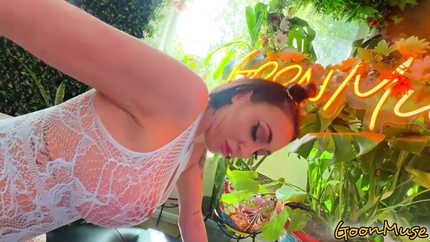 Blaire Johnson Spreads Her Legs For Pussy Pounding SD (2026)