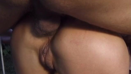 Caroline Cage, Andrew Youngman, Jean Pierre Armand Weltklasse Arsche 5 Scene 4 - David Perry SD (2026)