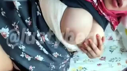 Lu$tyBerry Jilbab Binor Sex SD (2026)