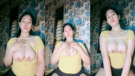 Bokep Indonesia Live Miaajo Main Dikamar Sambil Colmek SD (2026)