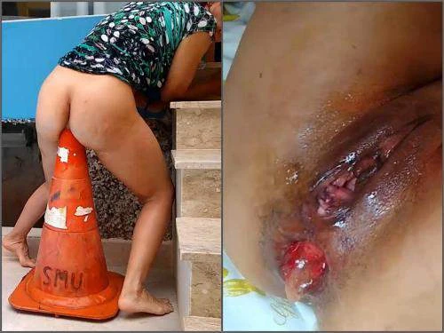 Shocking Size Traffic Cone And Rubber Dildo In Rosebutt Anus - Prolapse, Stretching Gape [HD/Mp4/1000 MB]