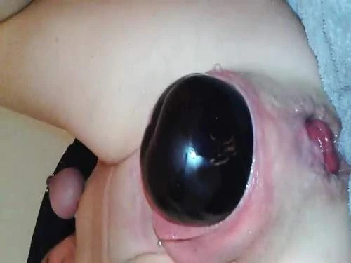 Eggplant Birthing Hot Mature Close Up Amateur Video - Anal Stretching, Double Penetration [HD/Mp4/1000 MB]