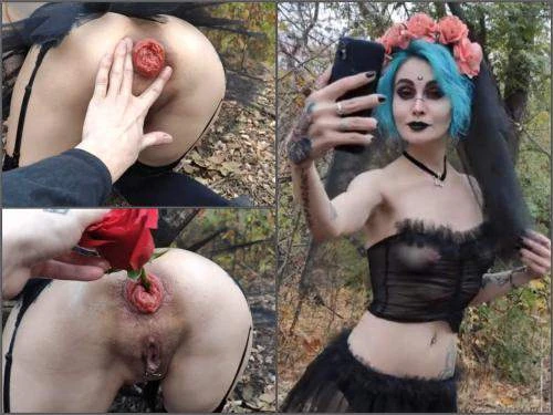 Forest Whore Halloween Public Party - Premium User Request - Lezdom, Buttplug [HD/Mp4/1000 MB]