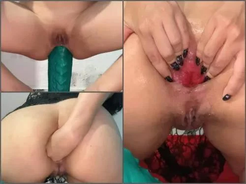 Perverted booty MILF try to stretch anal rosebutt with shocking dragon dildo - Large Insertions, Gaping [FullHD/MPEG-4/1.06 GB]